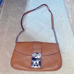 Michael Kors leather purse. Tan, great condition.